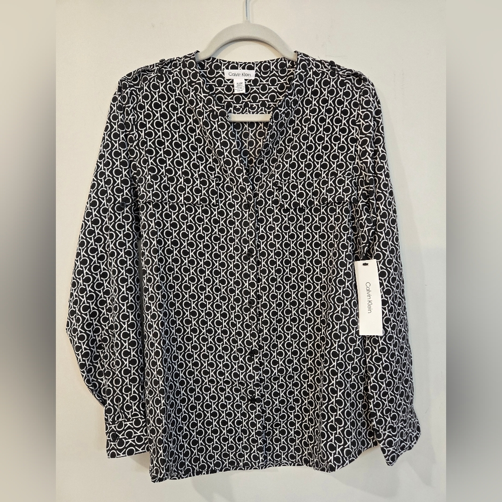 Calvin Klein Black and White Patterned Women's Long Sleeve Blouse. NWT. - Picture 5 of 8